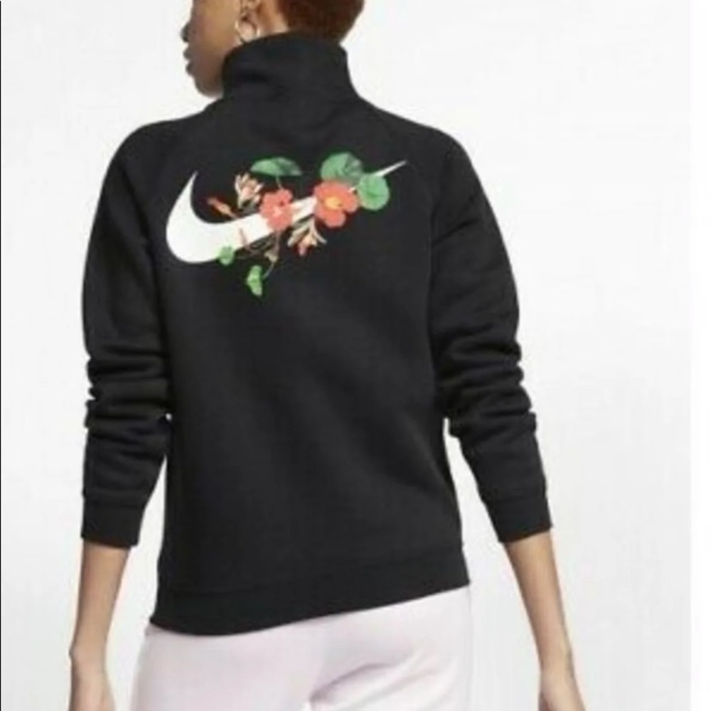 Nike half zip pullover